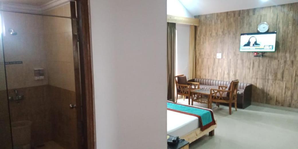Blue Pine Resort Lansdowne Eksteriør bilde