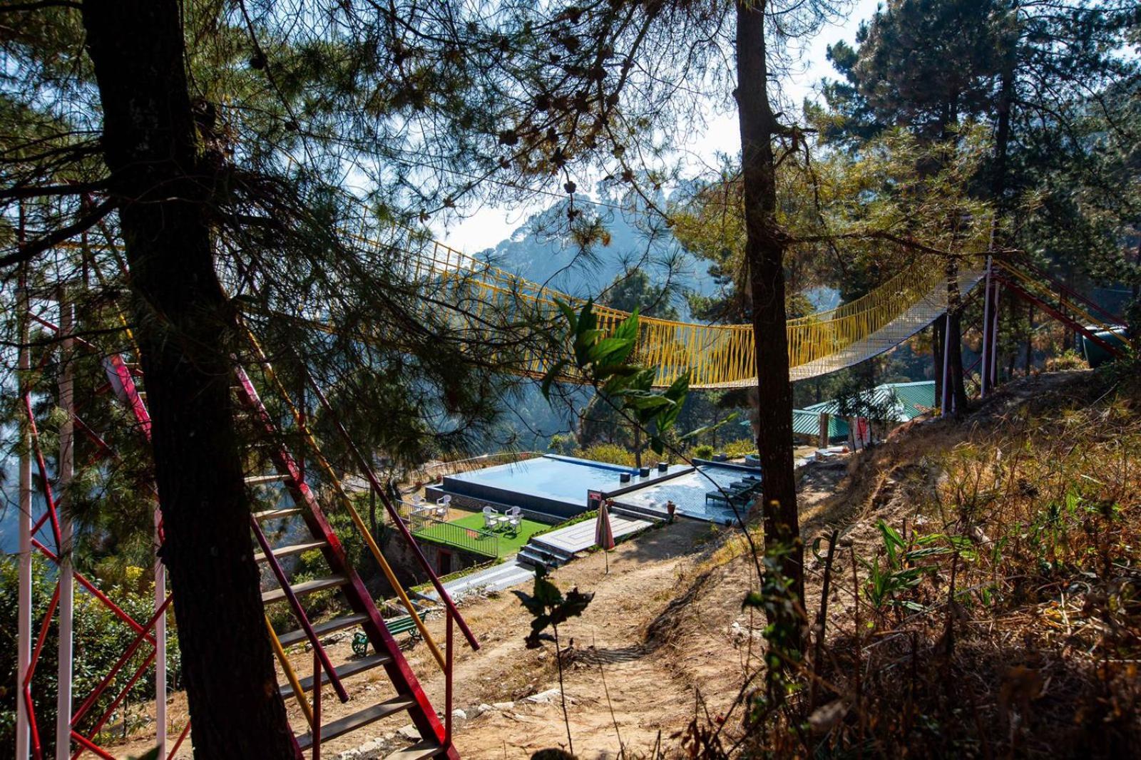 Blue Pine Resort Lansdowne Eksteriør bilde